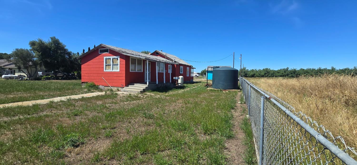 11315 Childs Ave, Le Grand, CA 95333