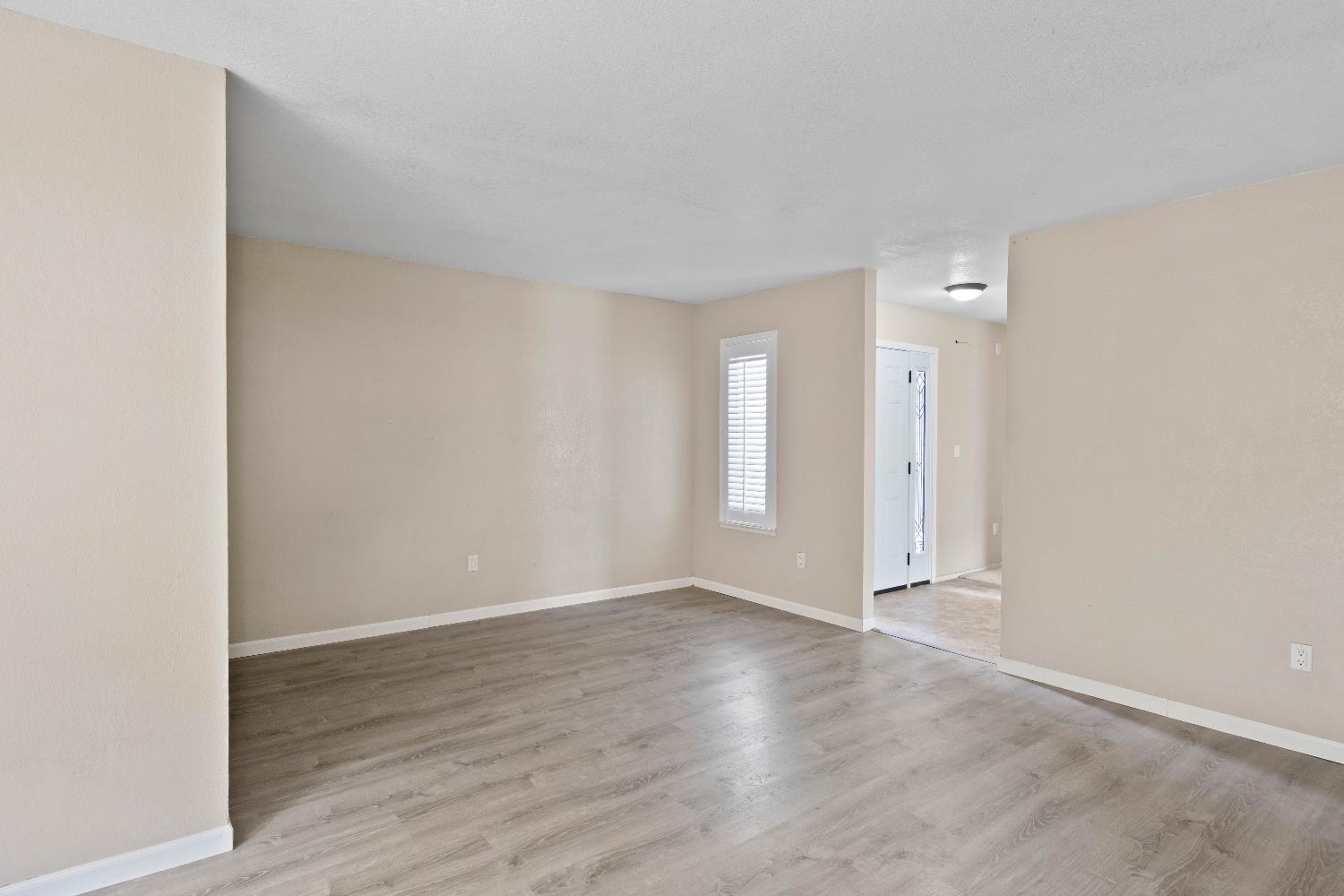 743 Range Ct, Manteca, CA 95336