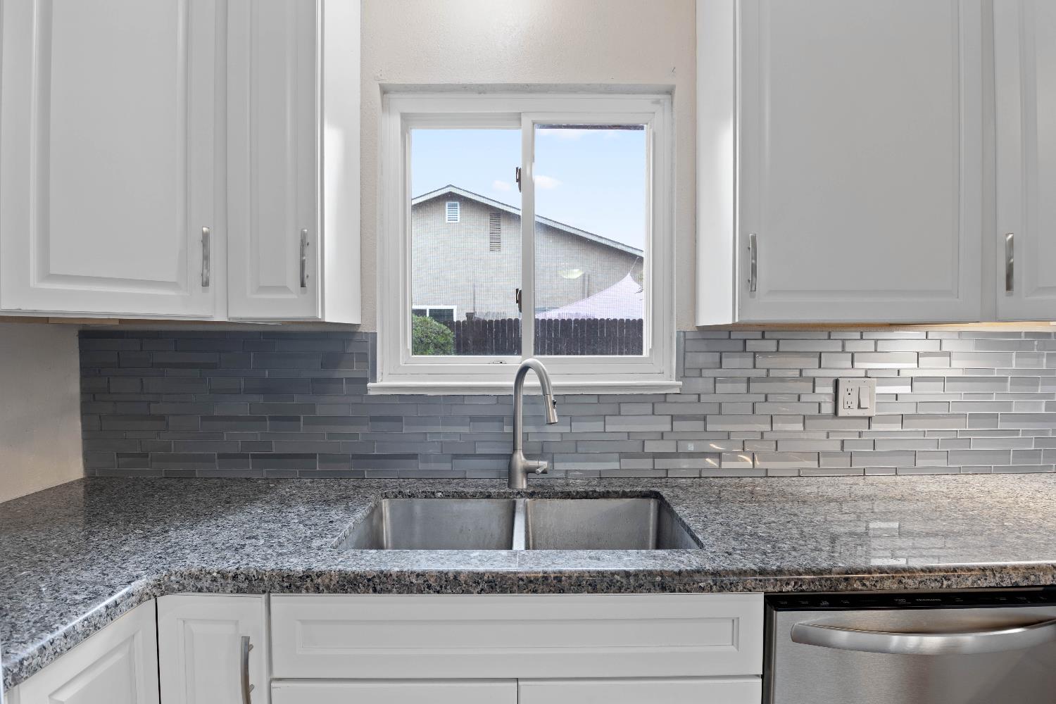 743 Range Ct, Manteca, CA 95336