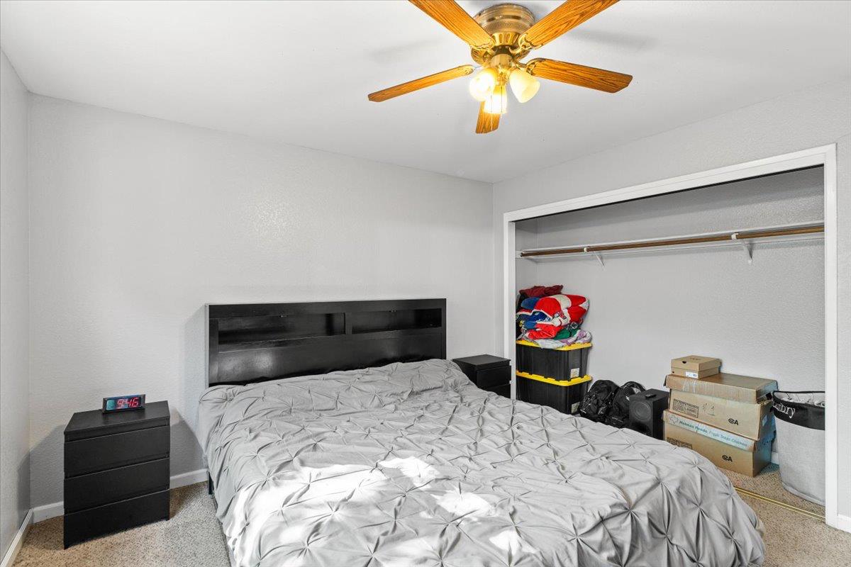 1216 Rolls Royce Ln, Modesto, CA 95351