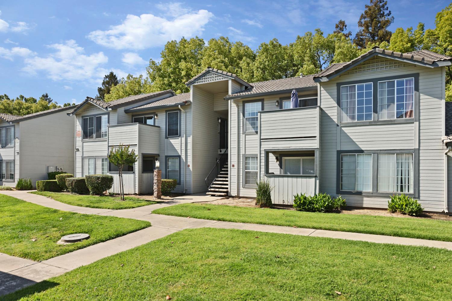 3905 Dale Rd #E, Modesto, CA 95356