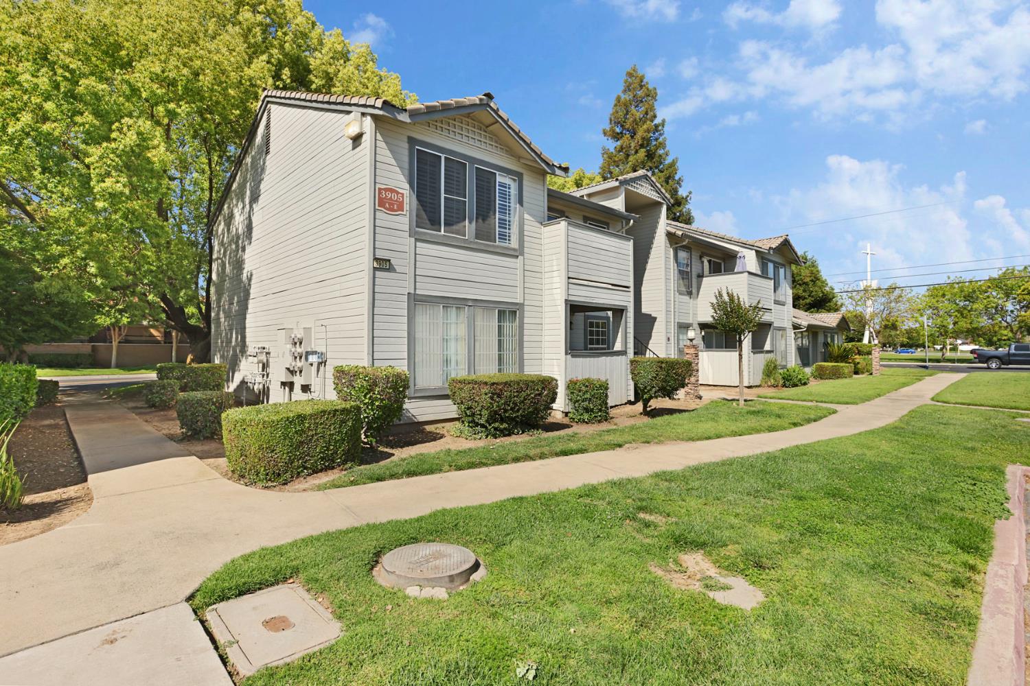 3905 Dale Rd #E, Modesto, CA 95356