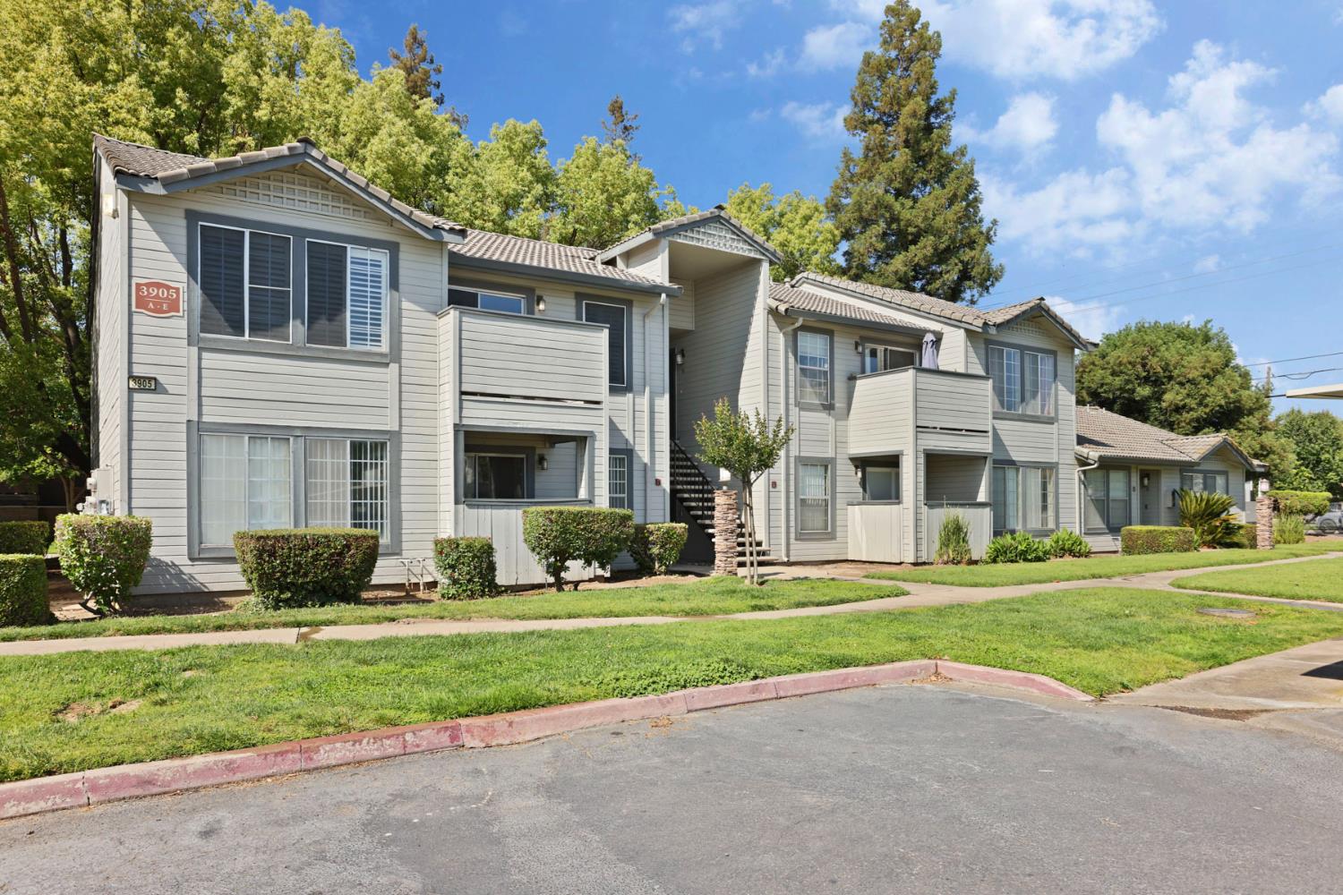 3905 Dale Rd #E, Modesto, CA 95356