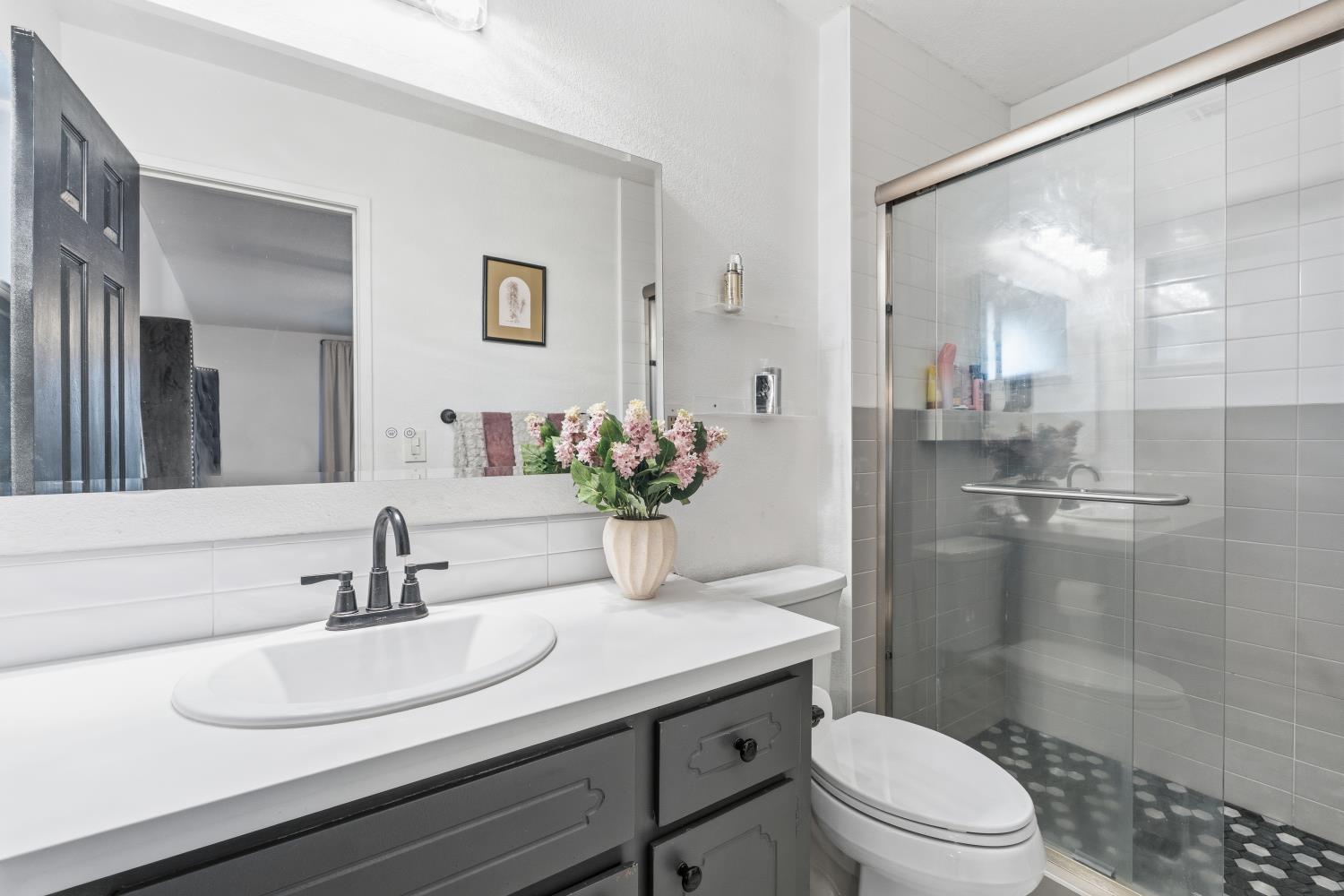 970 W Tuolumne Rd, Turlock, CA 95382