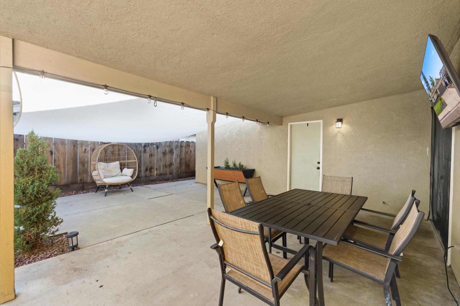 970 W Tuolumne Rd, Turlock, CA 95382