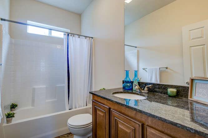 10384 Jalapa Way, La Grange, CA 95329