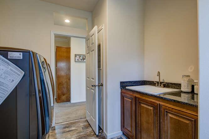 10384 Jalapa Way, La Grange, CA 95329