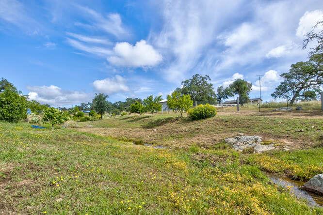 10384 Jalapa Way, La Grange, CA 95329