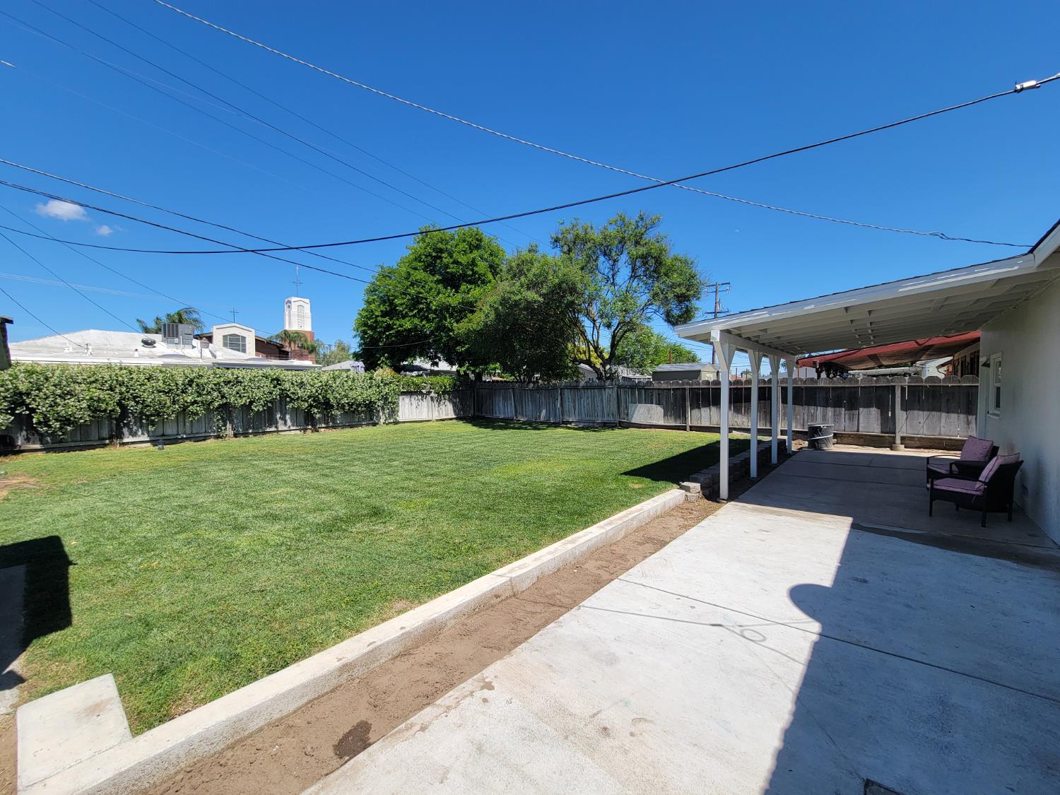 517 Fir St, Manteca, CA 95336