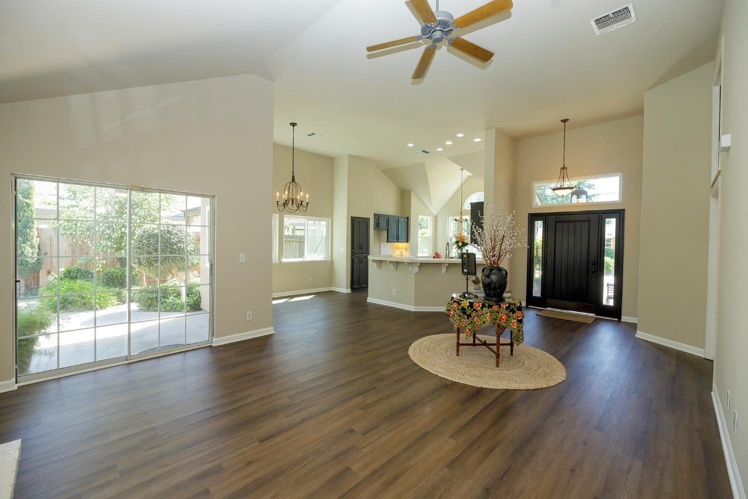 2420 Colorado, Turlock, CA 95382