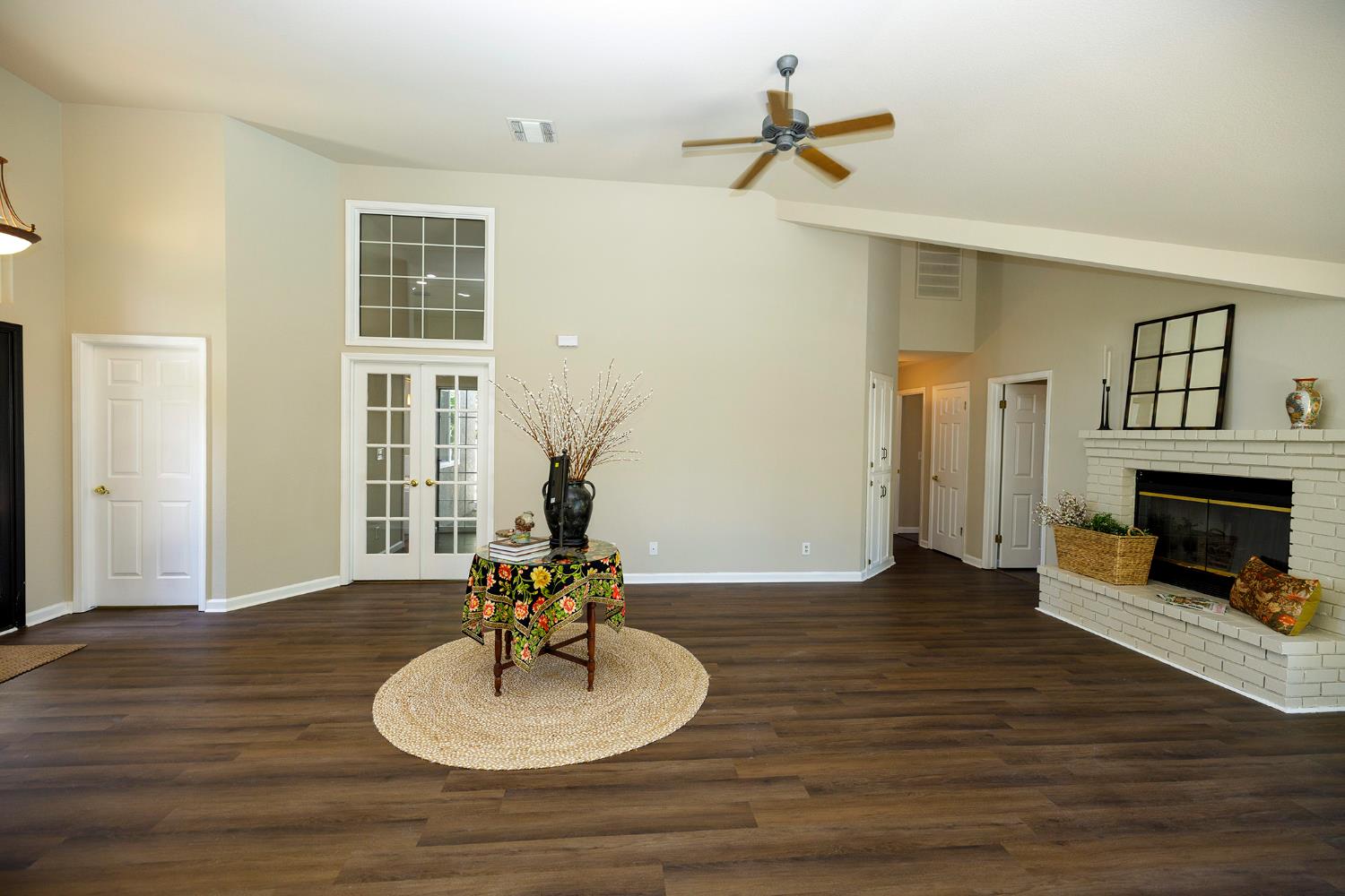 2420 Colorado, Turlock, CA 95382