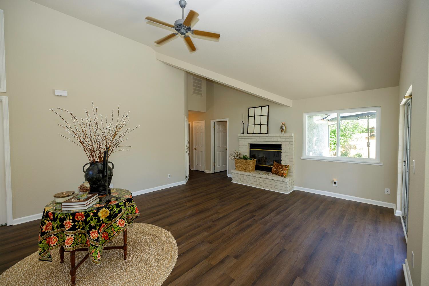 2420 Colorado, Turlock, CA 95382