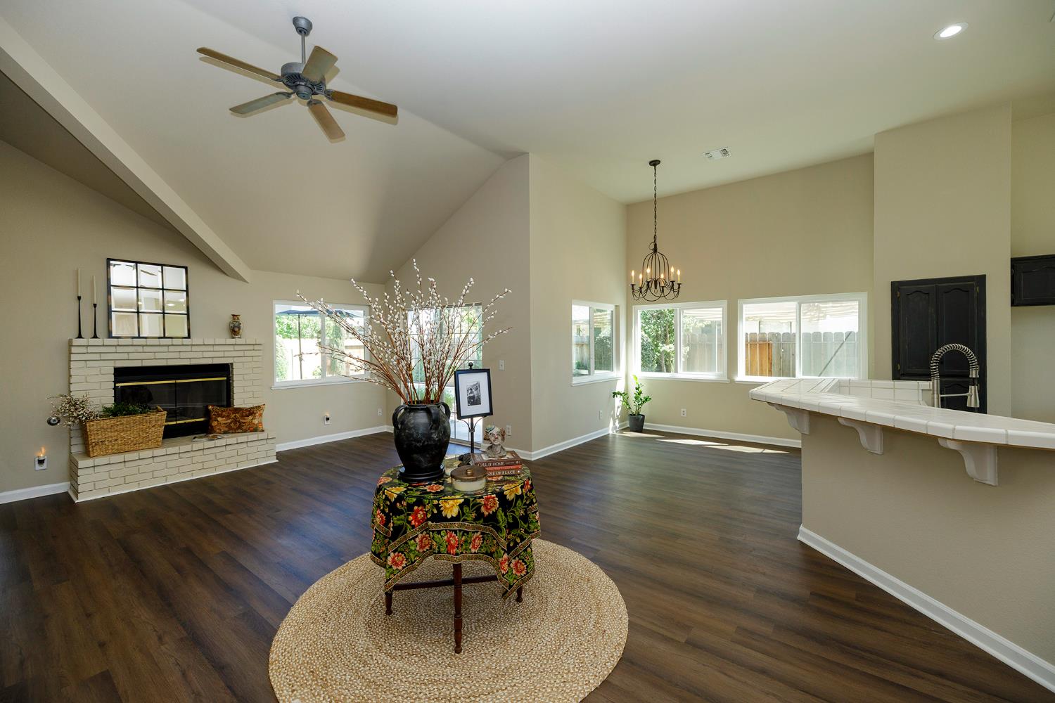 2420 Colorado, Turlock, CA 95382