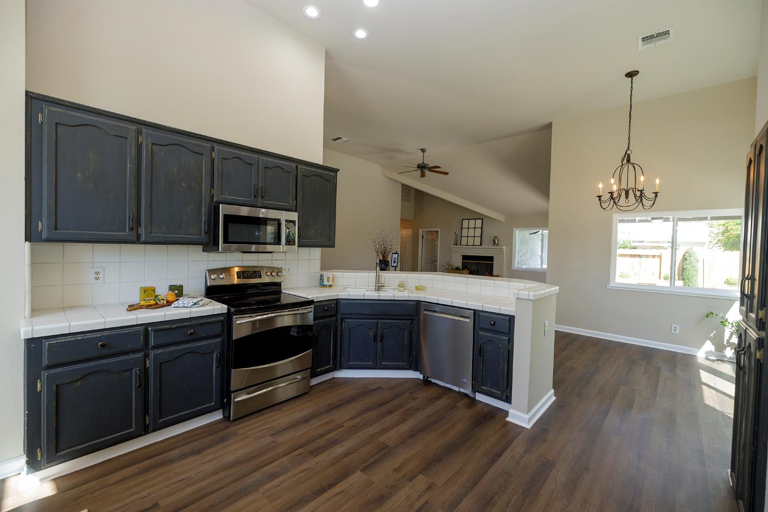 2420 Colorado, Turlock, CA 95382