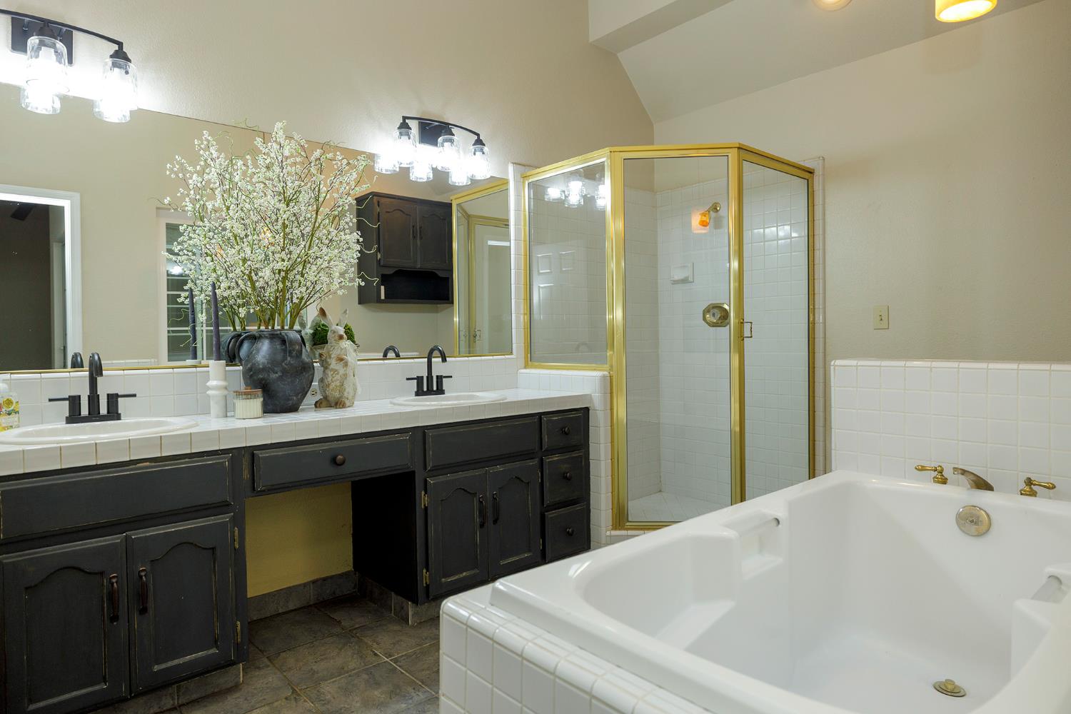 2420 Colorado, Turlock, CA 95382