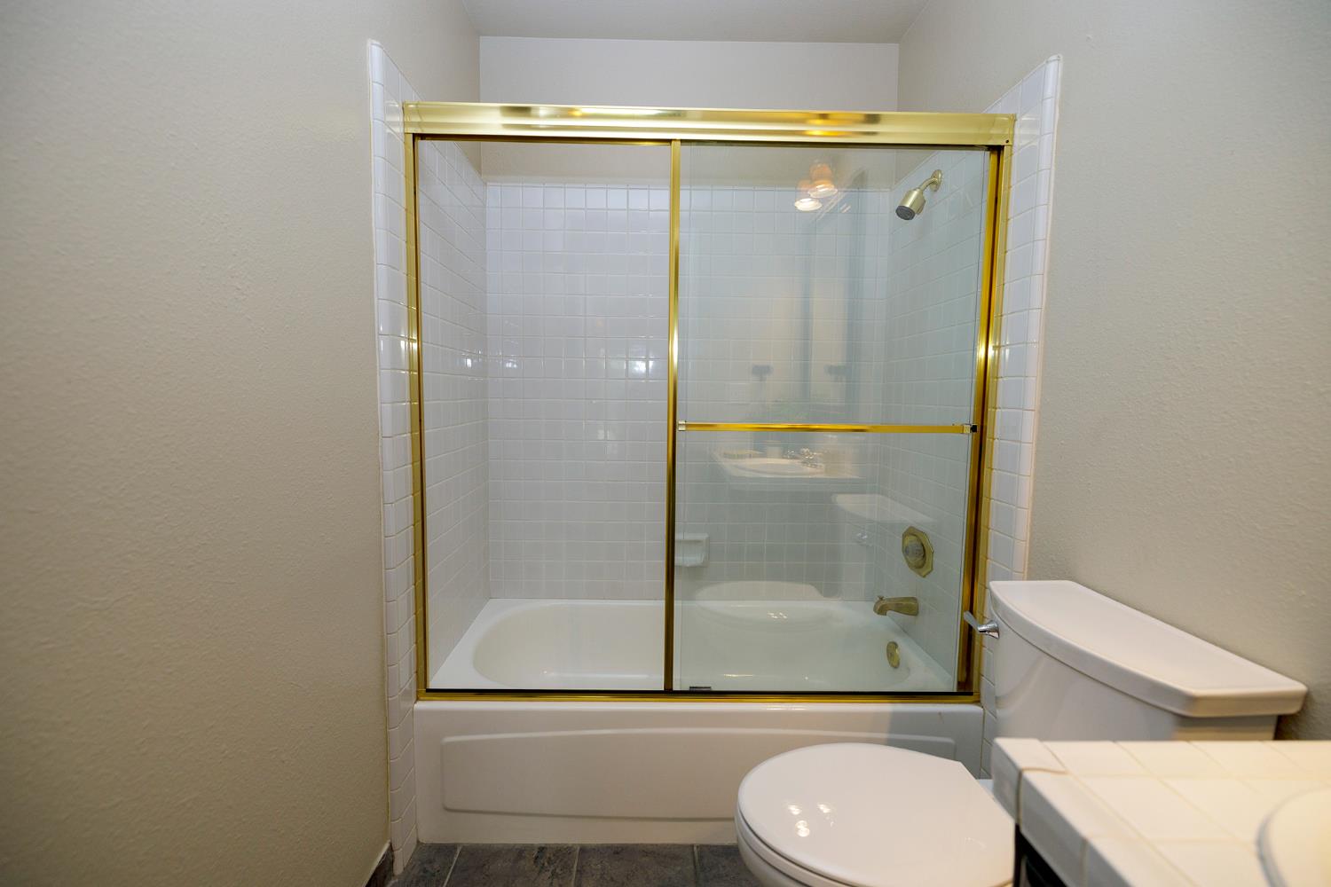 2420 Colorado, Turlock, CA 95382