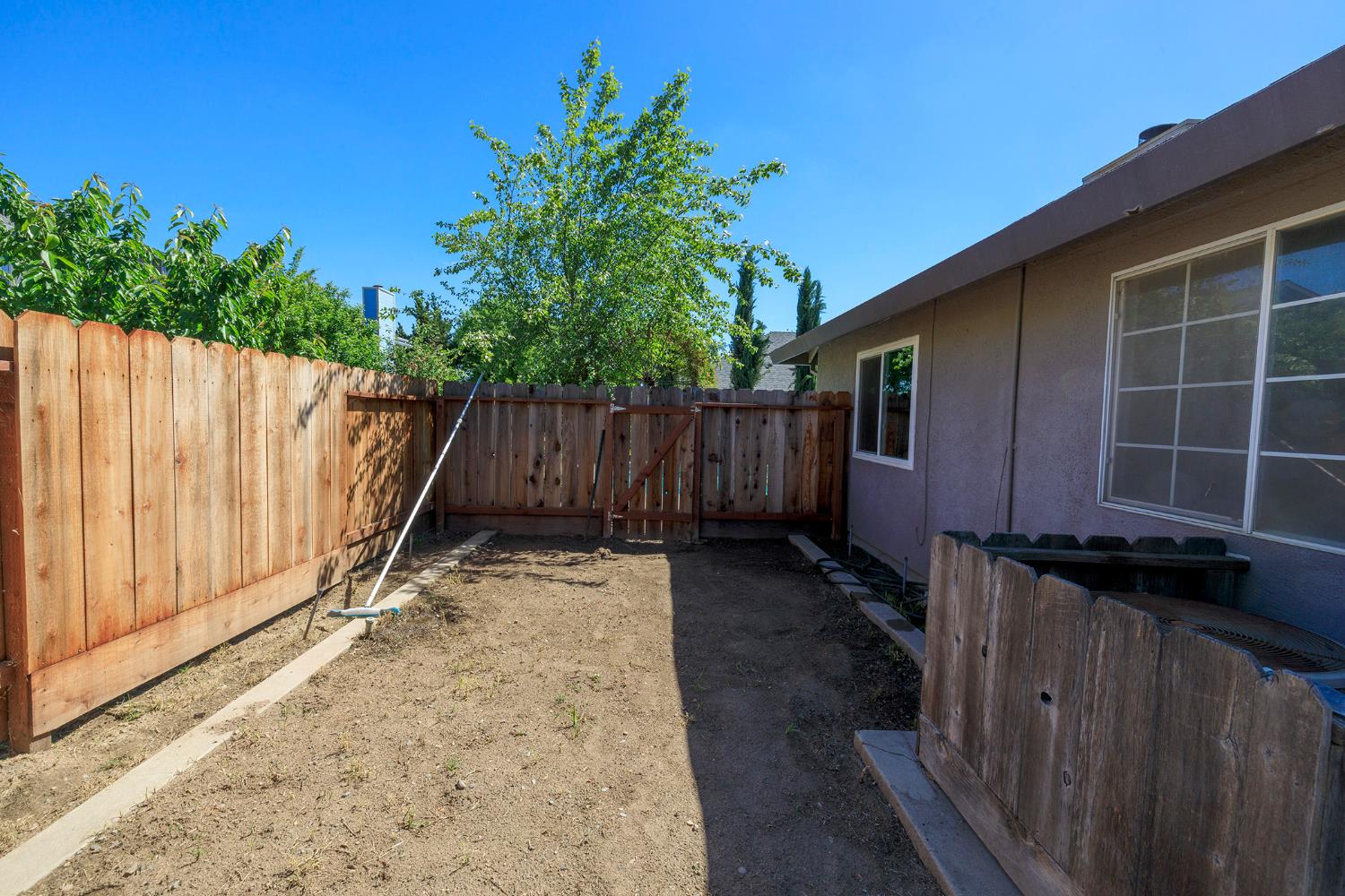 2420 Colorado, Turlock, CA 95382