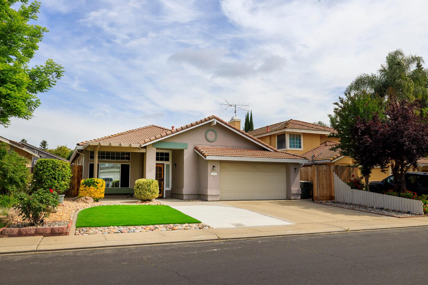 3817 Wilkesboro Ave, Modesto, CA 95357
