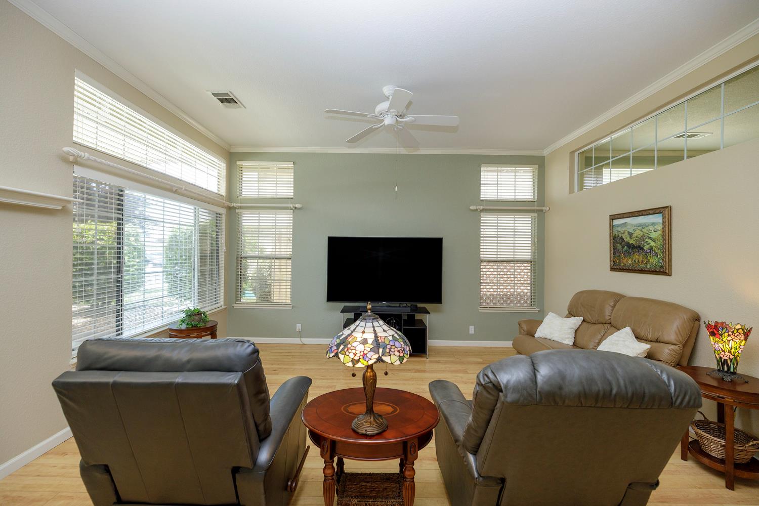 3817 Wilkesboro Ave, Modesto, CA 95357