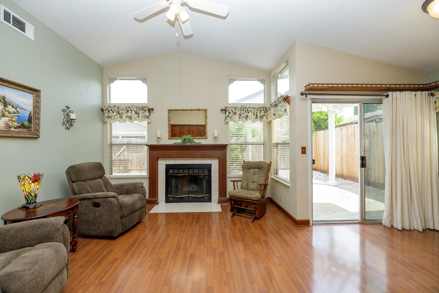 3817 Wilkesboro Ave, Modesto, CA 95357