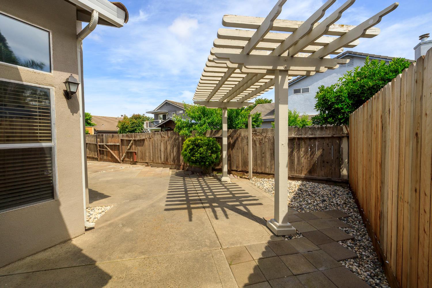 3817 Wilkesboro Ave, Modesto, CA 95357