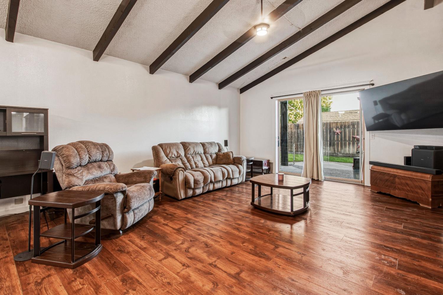 1908 Chelwood, Modesto, CA 95355