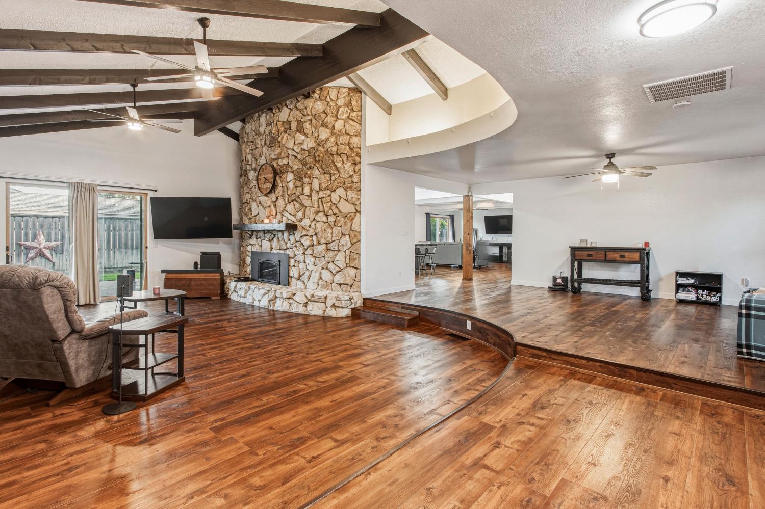 1908 Chelwood, Modesto, CA 95355