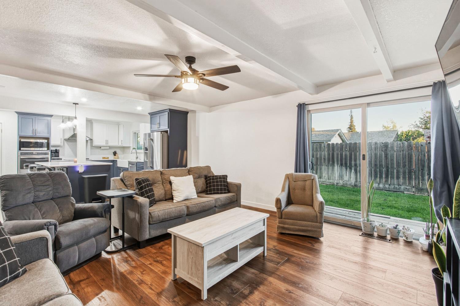 1908 Chelwood, Modesto, CA 95355