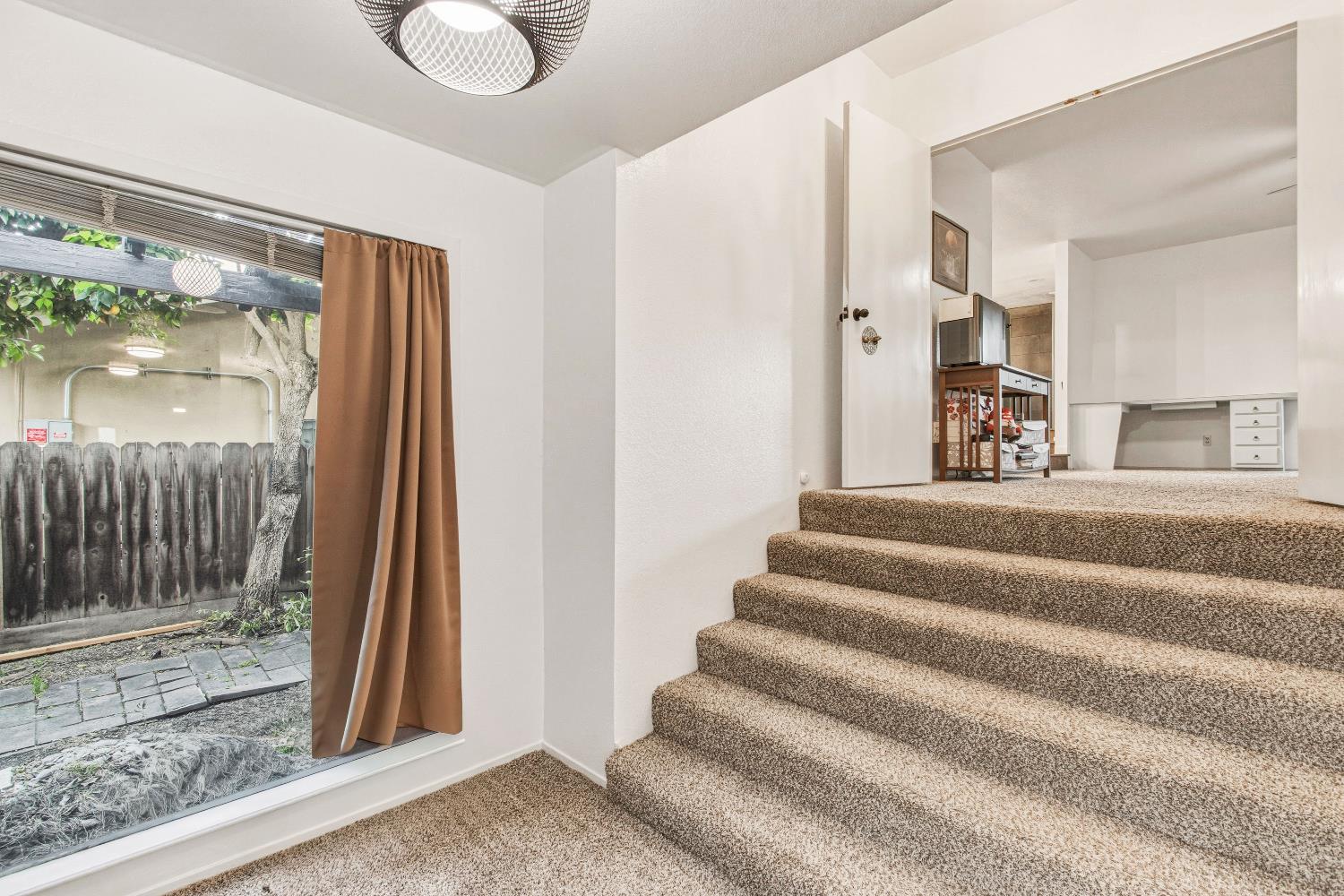 1908 Chelwood, Modesto, CA 95355