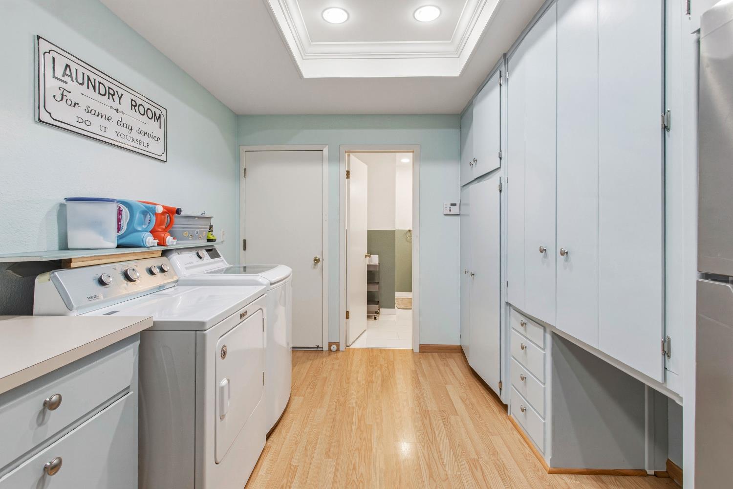 1908 Chelwood, Modesto, CA 95355