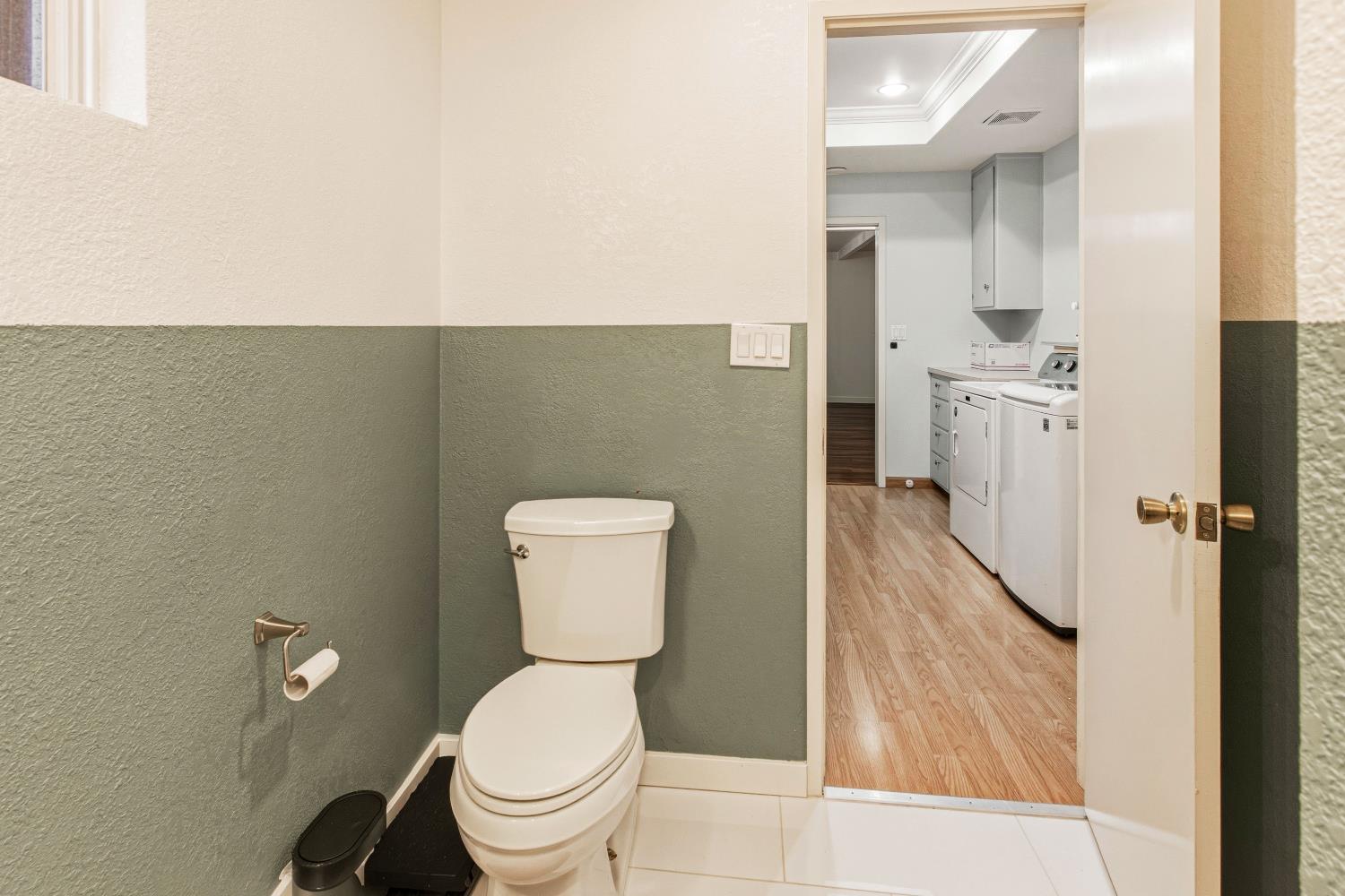 1908 Chelwood, Modesto, CA 95355