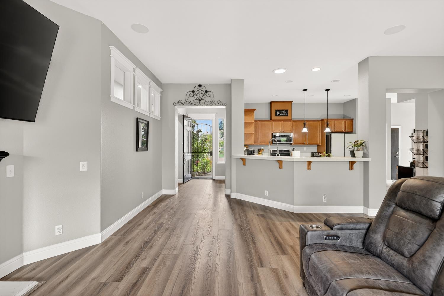 850 Sandstone Way, Atwater, CA 95301