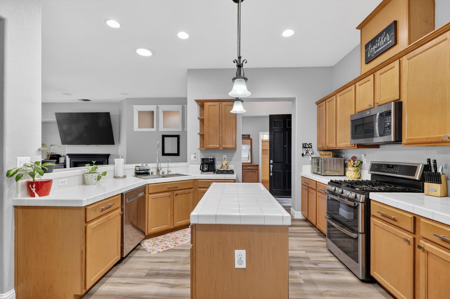 850 Sandstone Way, Atwater, CA 95301