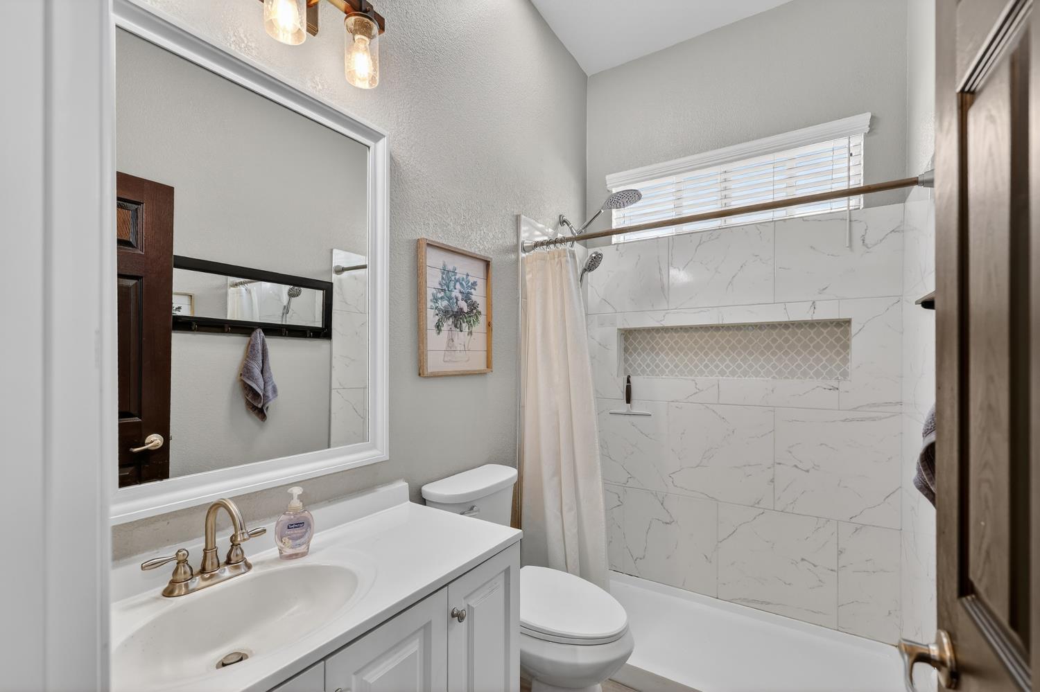 850 Sandstone Way, Atwater, CA 95301