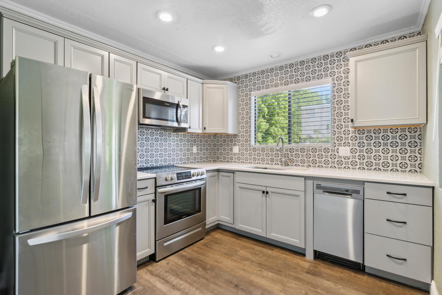 2900 Andre Ln #237, Turlock, CA 95382