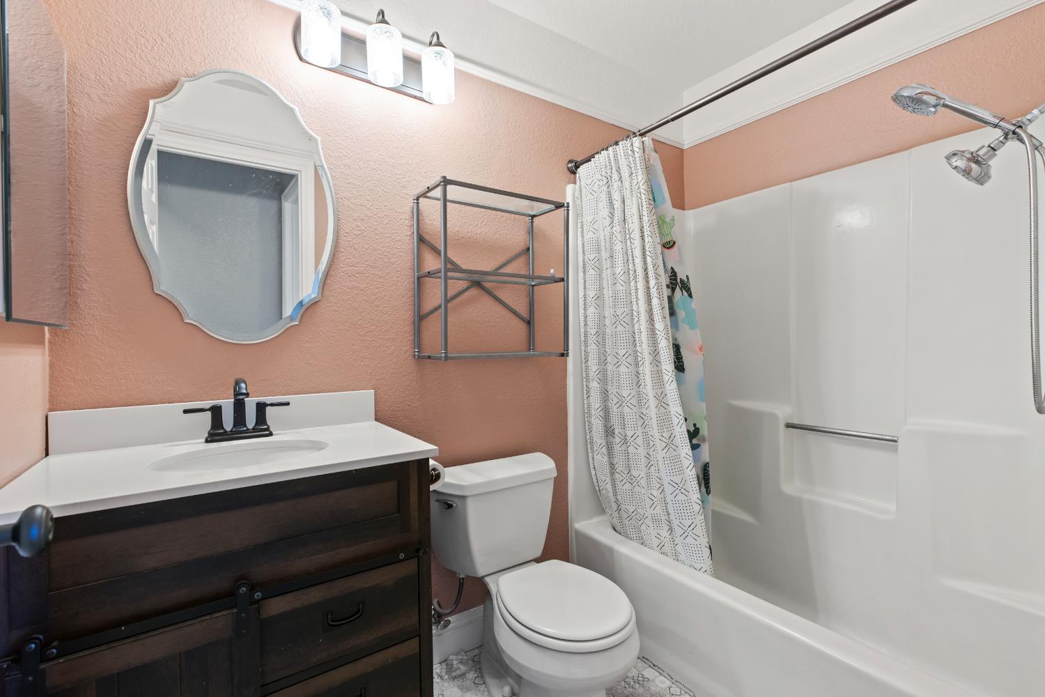 2900 Andre Ln #237, Turlock, CA 95382