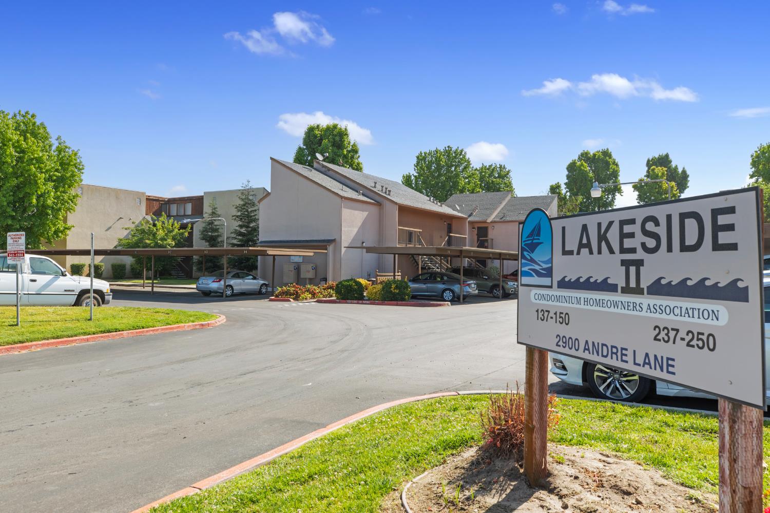 2900 Andre Ln #237, Turlock, CA 95382