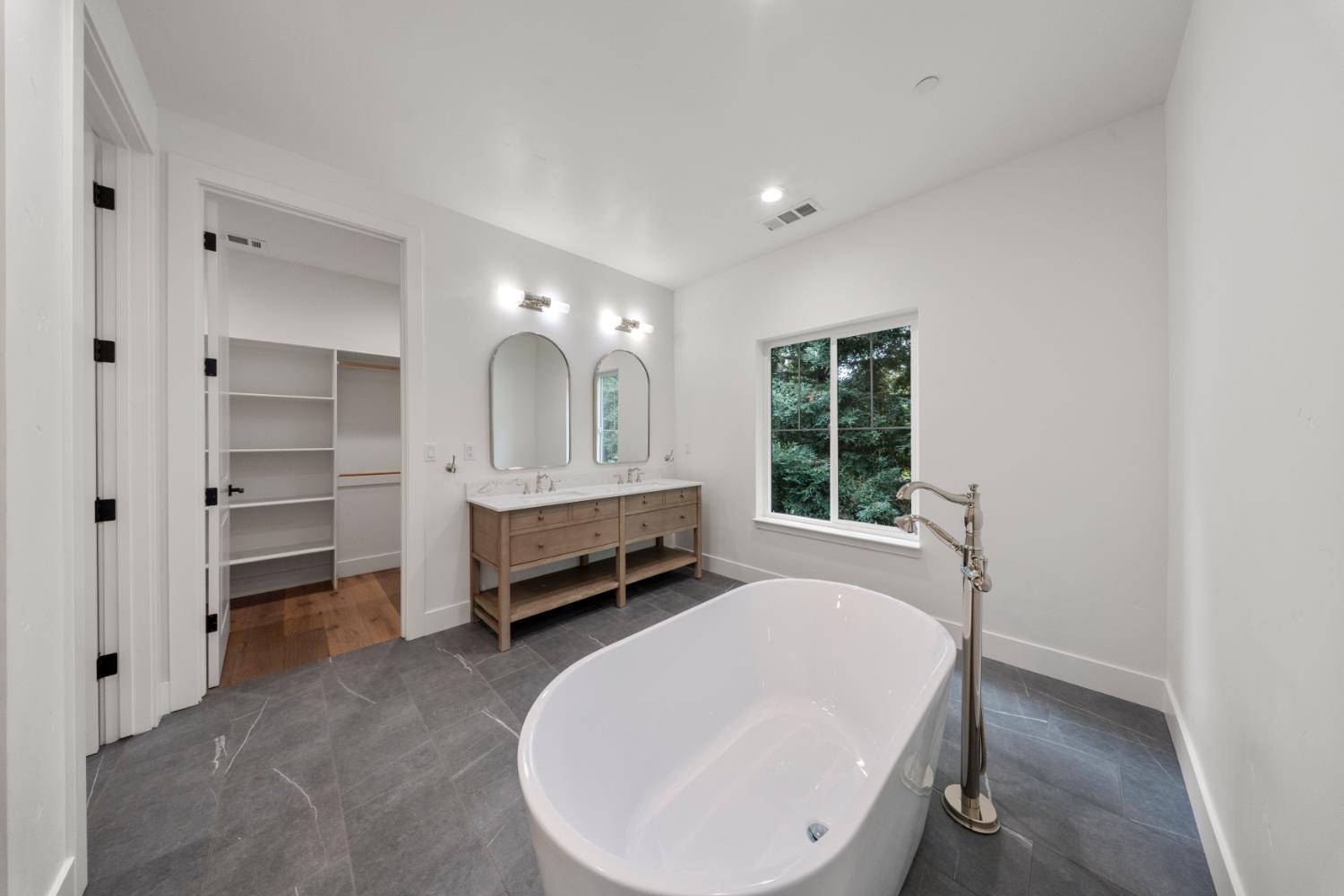 2800 Penhurst Park, Modesto, CA 95355