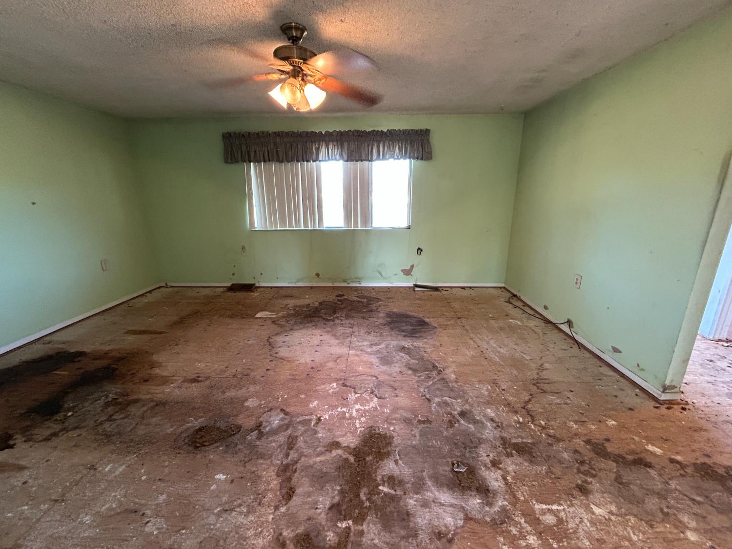 32012 Hartley Rd, North Fork, CA 93643