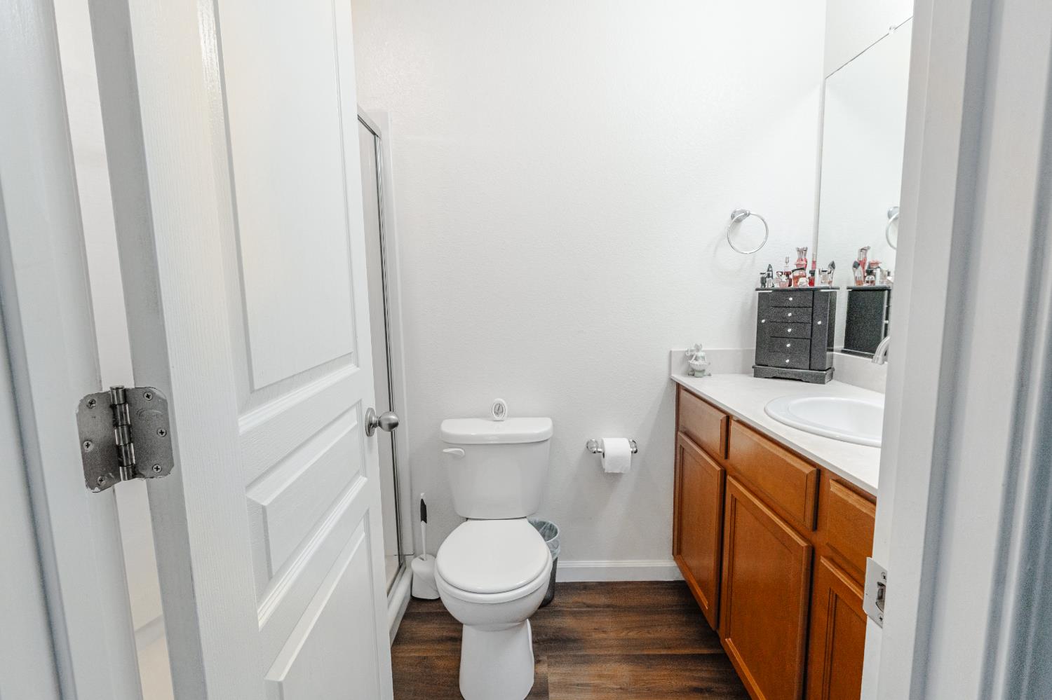 415 Morena Dr, Los Banos, CA 93635