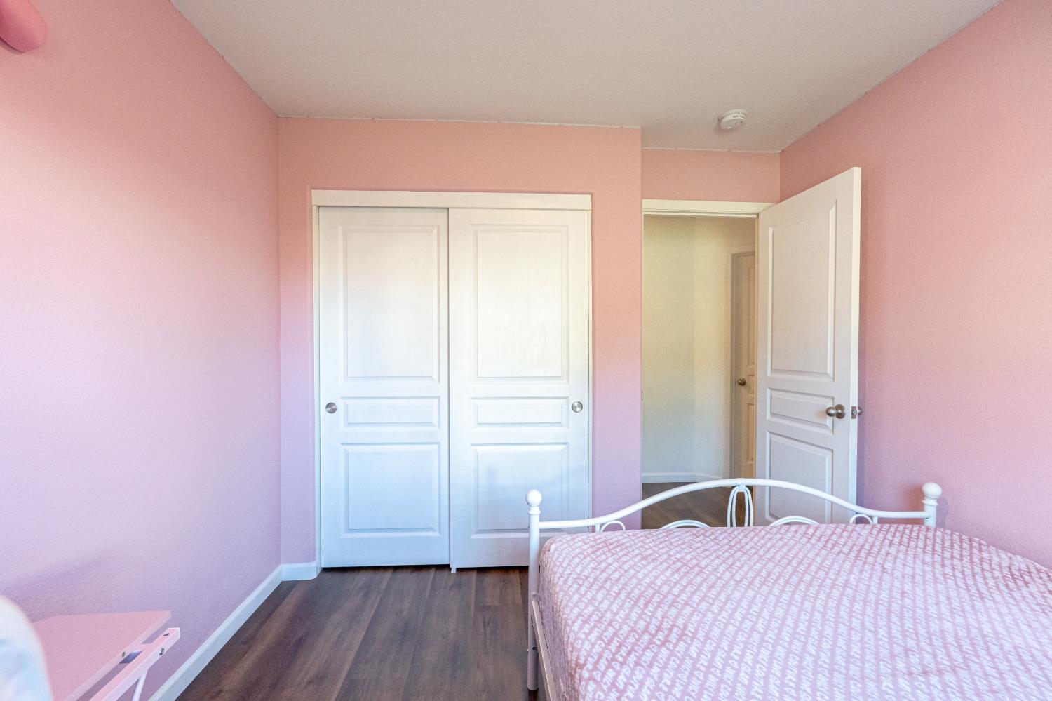 415 Morena Dr, Los Banos, CA 93635