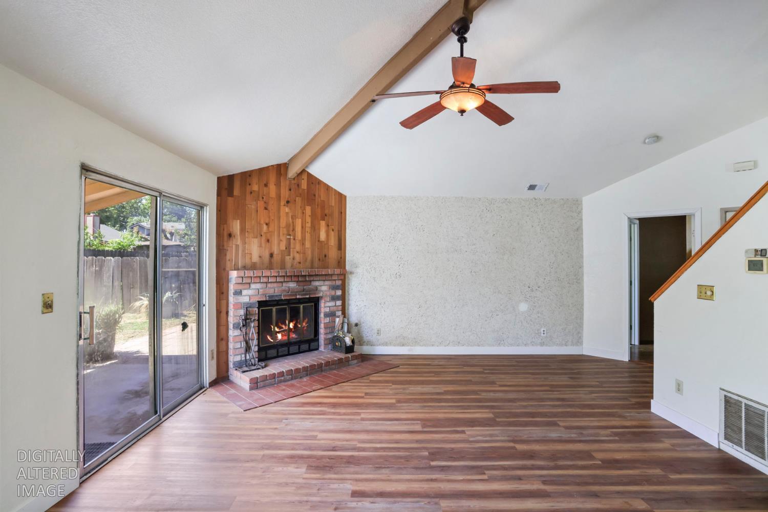 1204 Dezzani Ln, Modesto, CA 95358