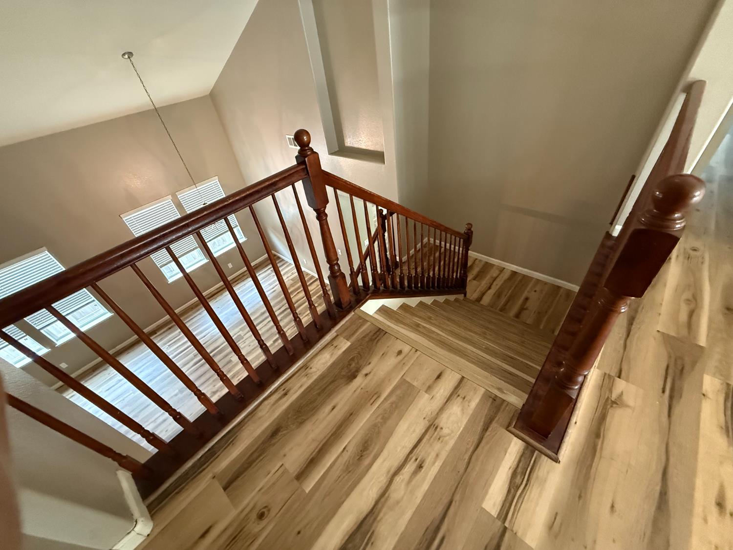 1001 La Paloma St, Turlock, CA 95382