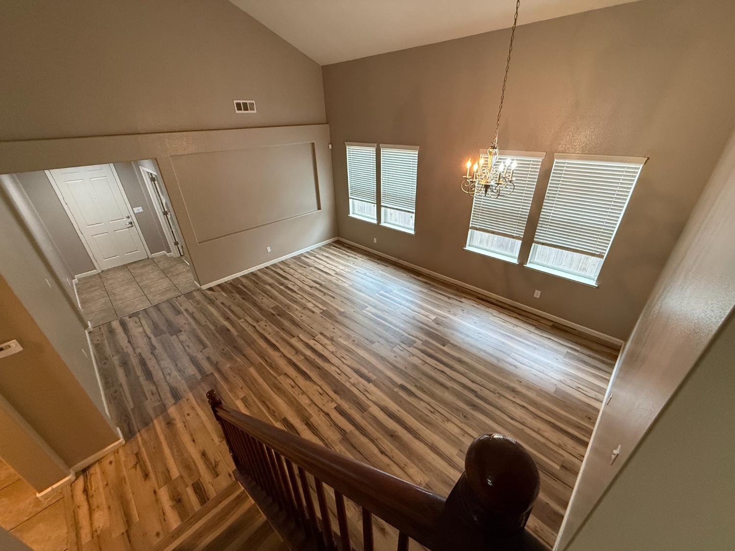 1001 La Paloma St, Turlock, CA 95382