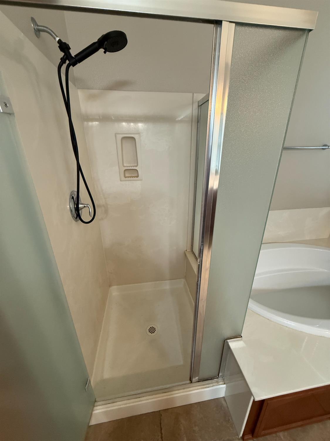 1001 La Paloma St, Turlock, CA 95382