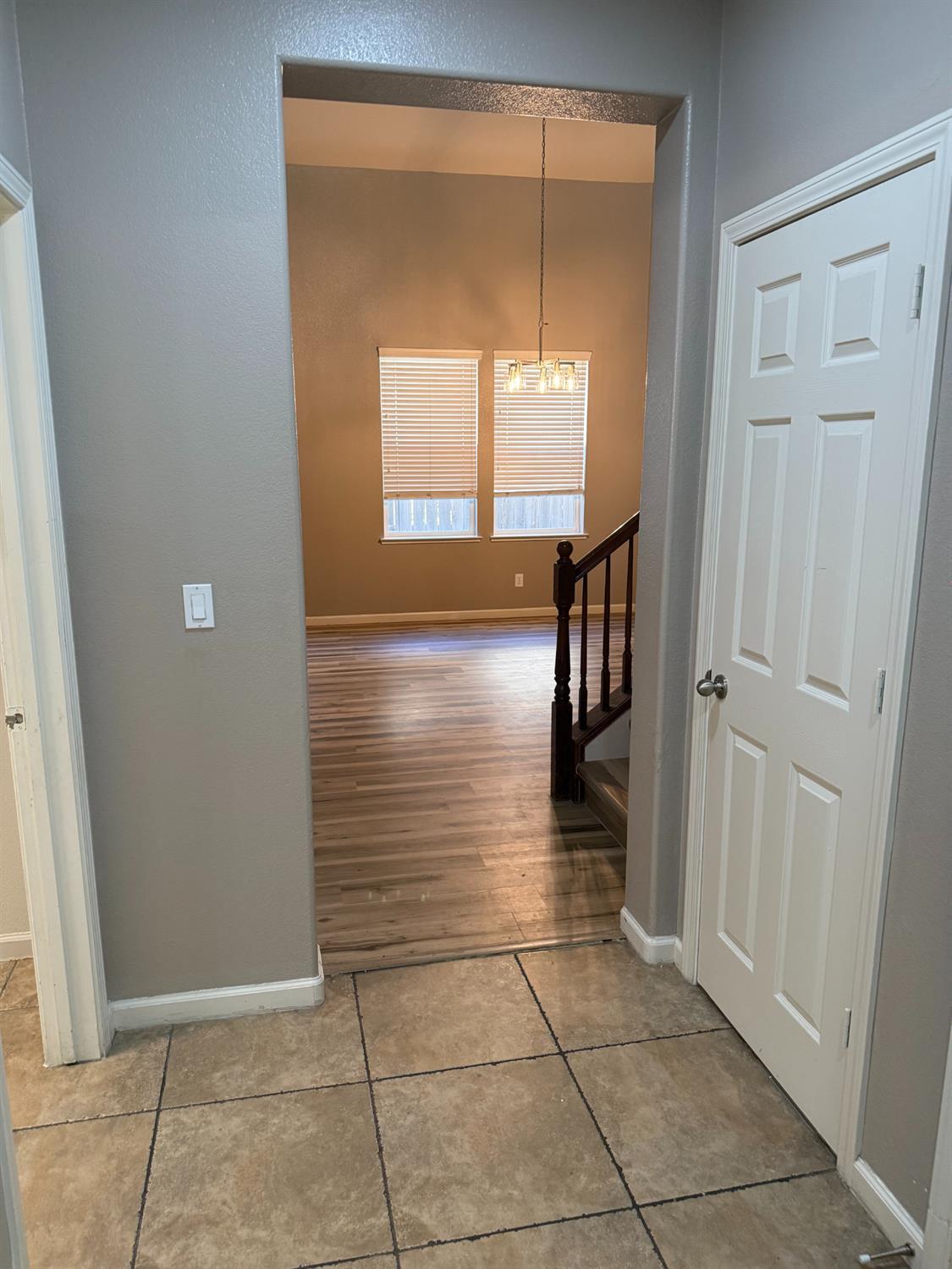 1001 La Paloma St, Turlock, CA 95382