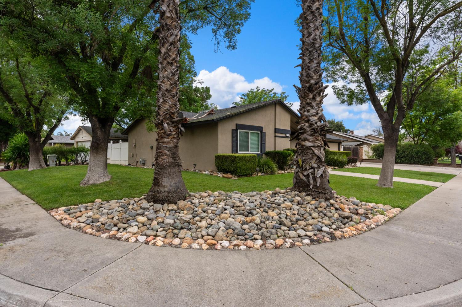 1120 Shasta Ave, Modesto, CA 95358