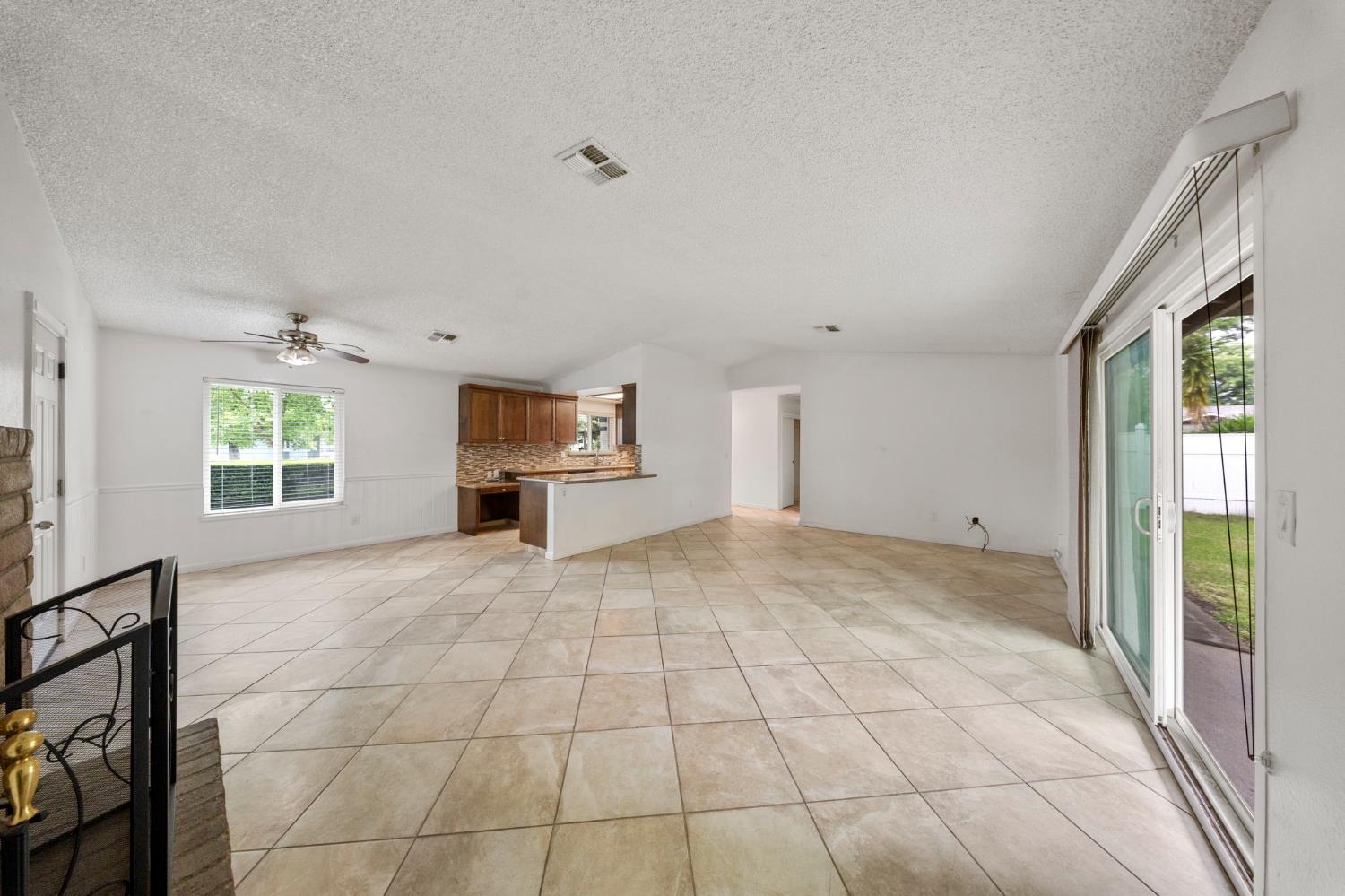 1120 Shasta Ave, Modesto, CA 95358