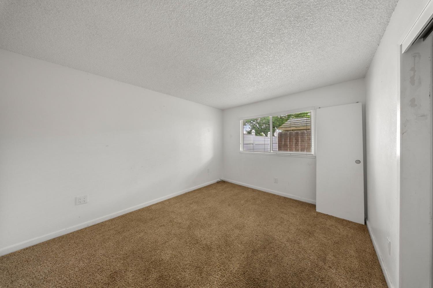 1120 Shasta Ave, Modesto, CA 95358