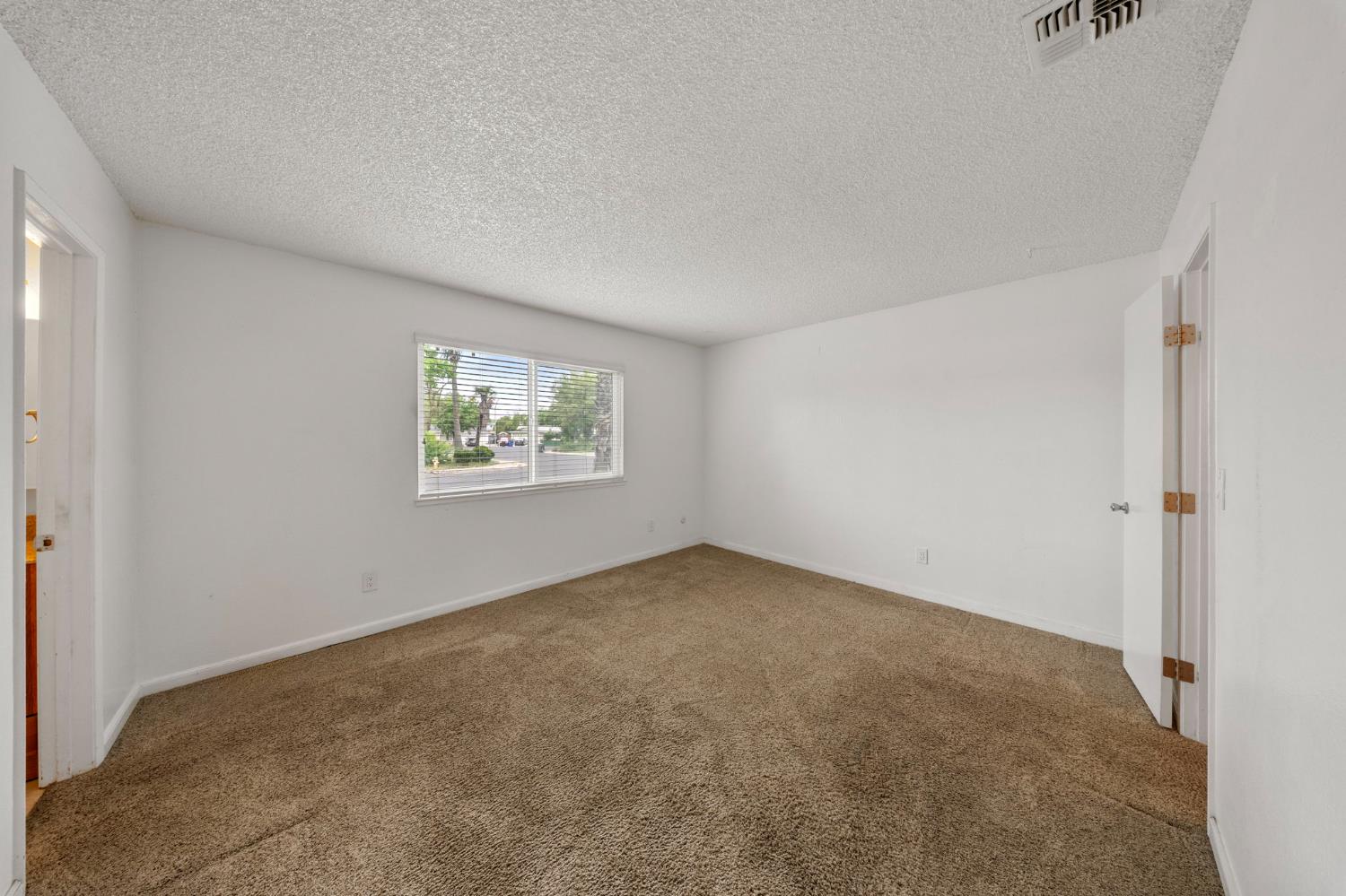 1120 Shasta Ave, Modesto, CA 95358